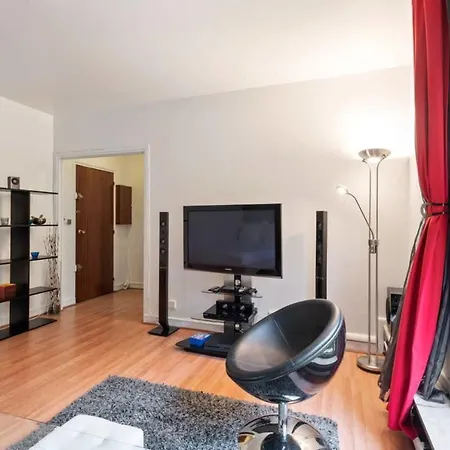 Charming Studio In The Heart Of 16th District Paris